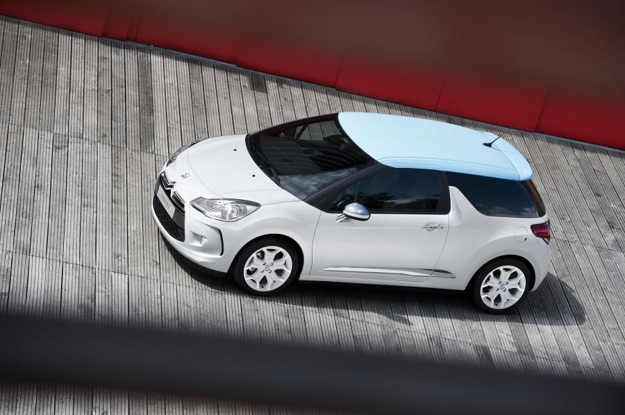  Citroen DS3 2009 года  (фото 61 из 72)